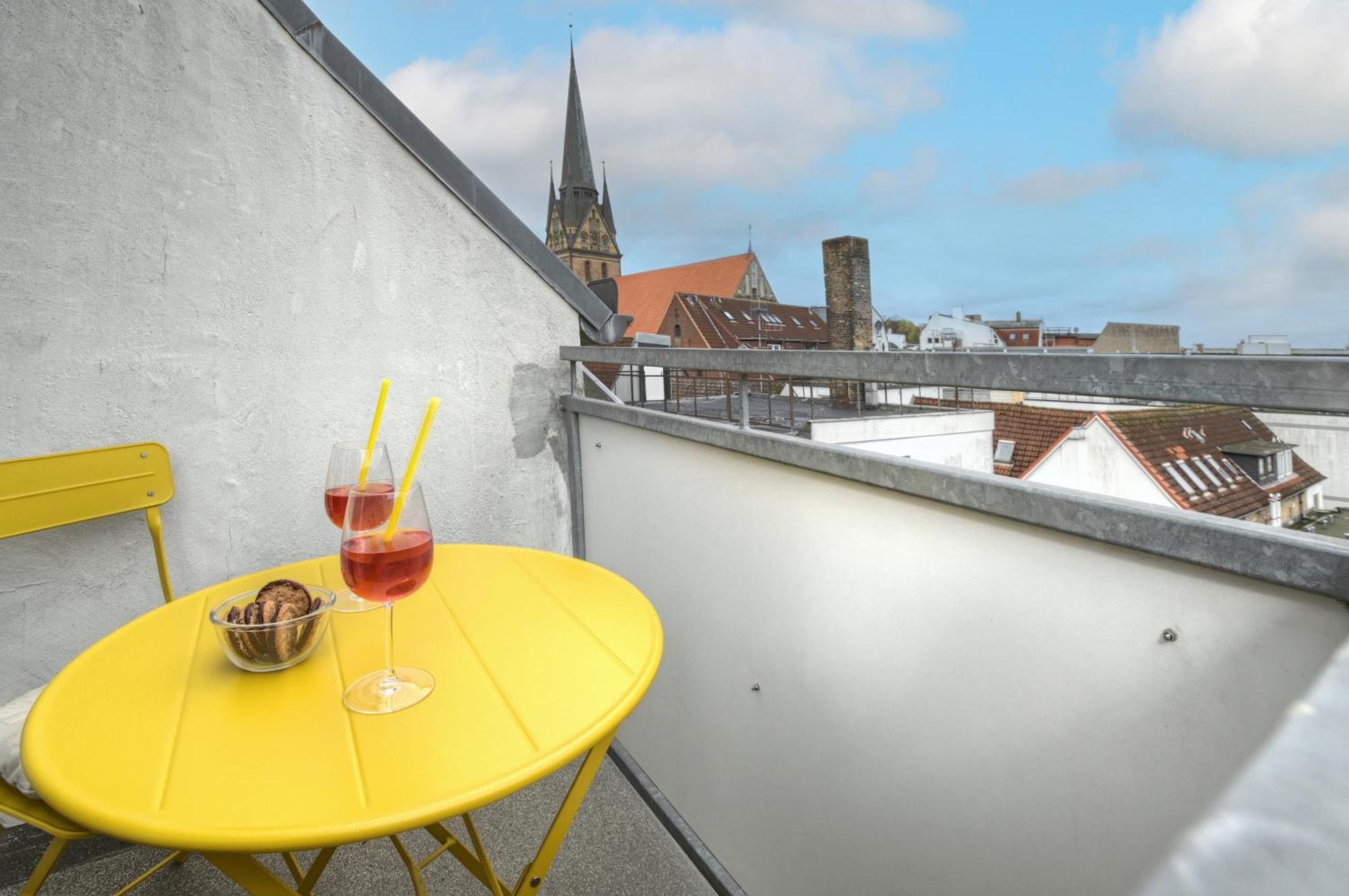Mittendrin - Apartment Mit 2 Balkonen Sehr Zentral เฟลนส์บวร์ก ภายนอก รูปภาพ